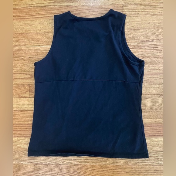 Basic Editions Top Women’s Large Black Sleeveless Shirt V neck Ruffle Neckline - Picture 4 of 6